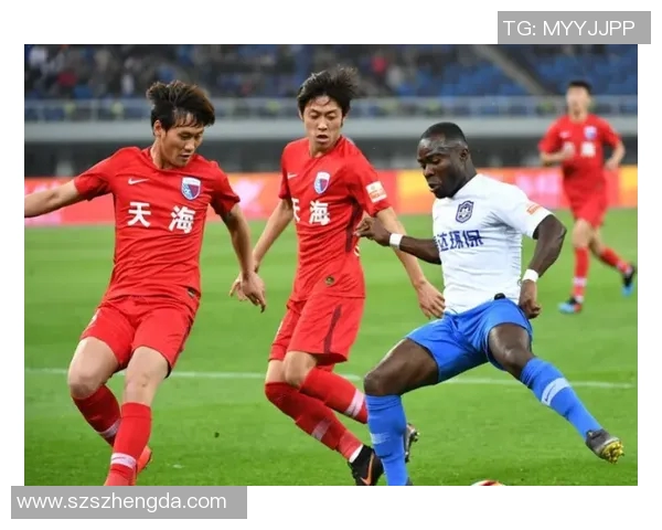 亚吉拉与柏斯的激烈对决揭示了足球战术的魅力与球队实力的较量