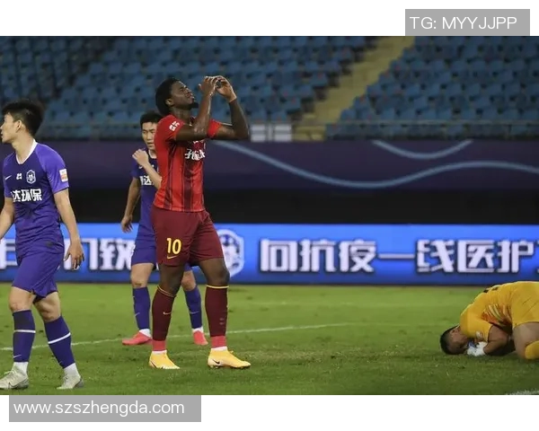 华夏幸福与天津泰达激战正酣谁能在赛场上笑到最后