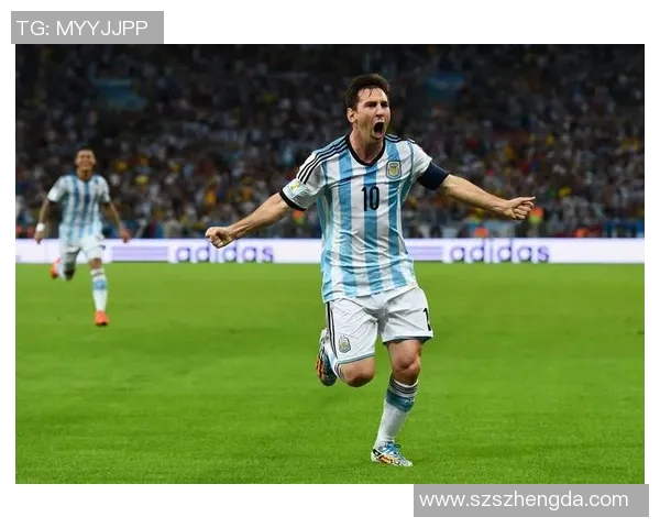 梅西与贝克汉姆的足球传奇对决：技术与魅力的巅峰碰撞