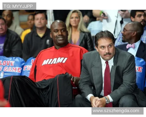 热火与雄鹿的精彩对决究竟谁能笑到最后分析比赛结果与精彩瞬间